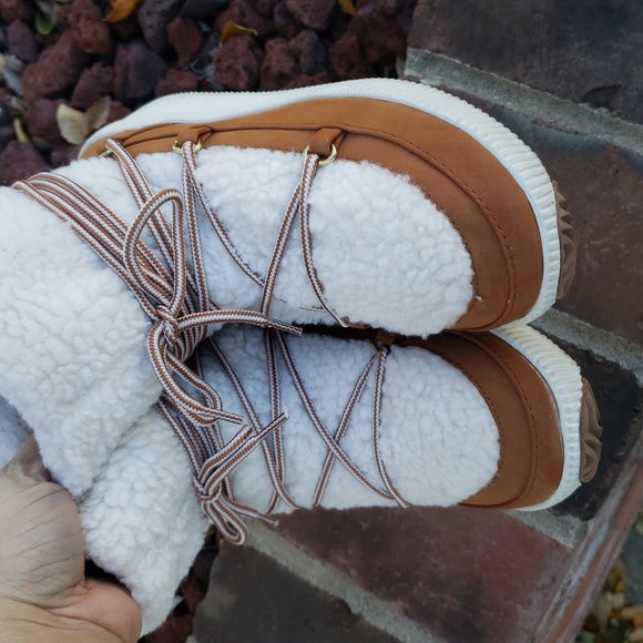 London Fog Womens Chelsea Faux Fur Platform Ankle Boots Size 6 Comfort Winter - Picture 15 of 16